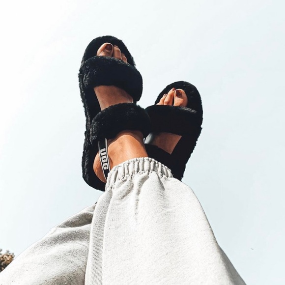 Ugg Shoes | Ugg Oh Yeah Double Strap Sandals in Black Size US 9 | Color: Black | Size: 9 | Vickysbmcloset's Closet